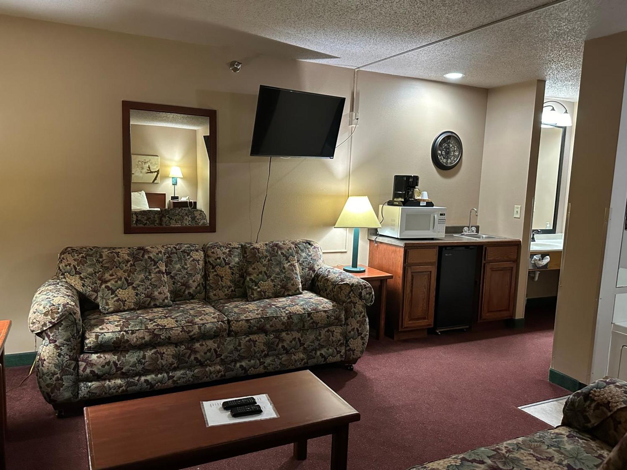 De Smet Super Deluxe Inn & Suites Exterior photo