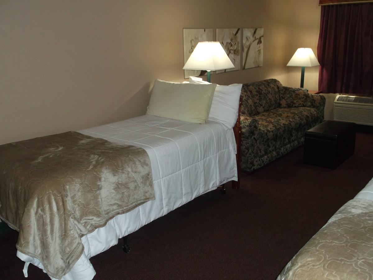 De Smet Super Deluxe Inn & Suites Exterior photo