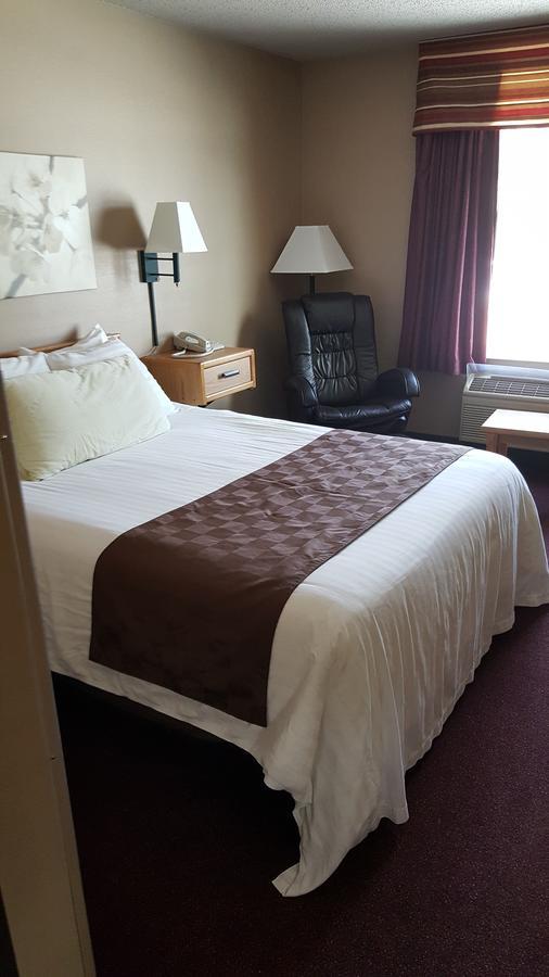 De Smet Super Deluxe Inn & Suites Exterior photo