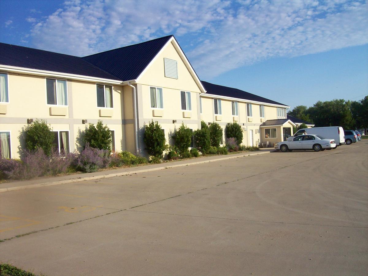 De Smet Super Deluxe Inn & Suites Exterior photo