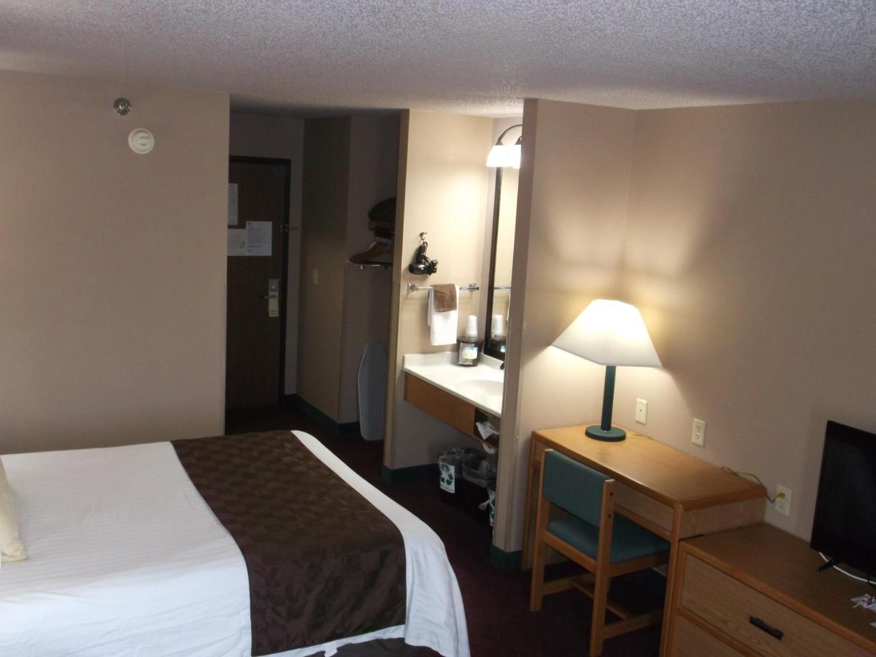 De Smet Super Deluxe Inn & Suites Exterior photo